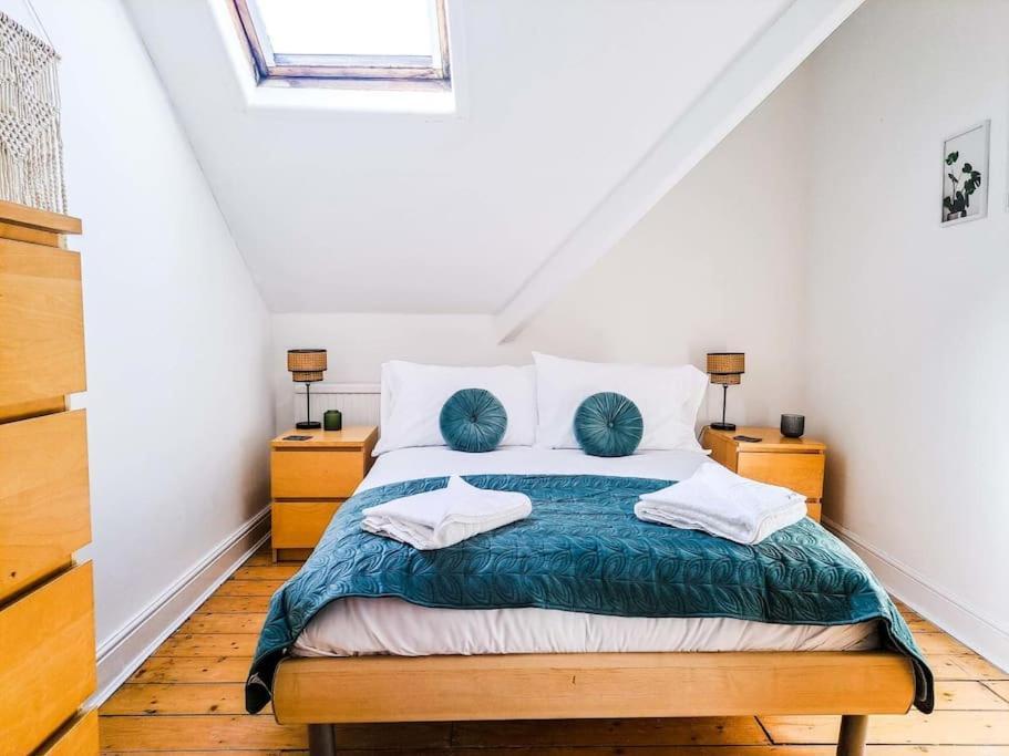 3 Bed Flat Near To Cardiff And Cardiff Bay Apartamento Exterior foto